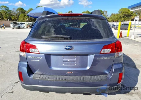 2014 Subaru Outback 2.5I Premium z USA, uszkodzony, nr VIN 4S4BRCCCXE3258968